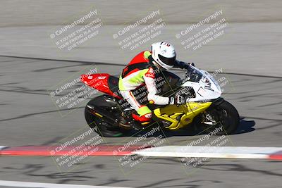 media/Jan-21-2023-Fastrack Riders (Sat) [[fcf3f88a30]]/Level 4/Session 2 Nascar 1/